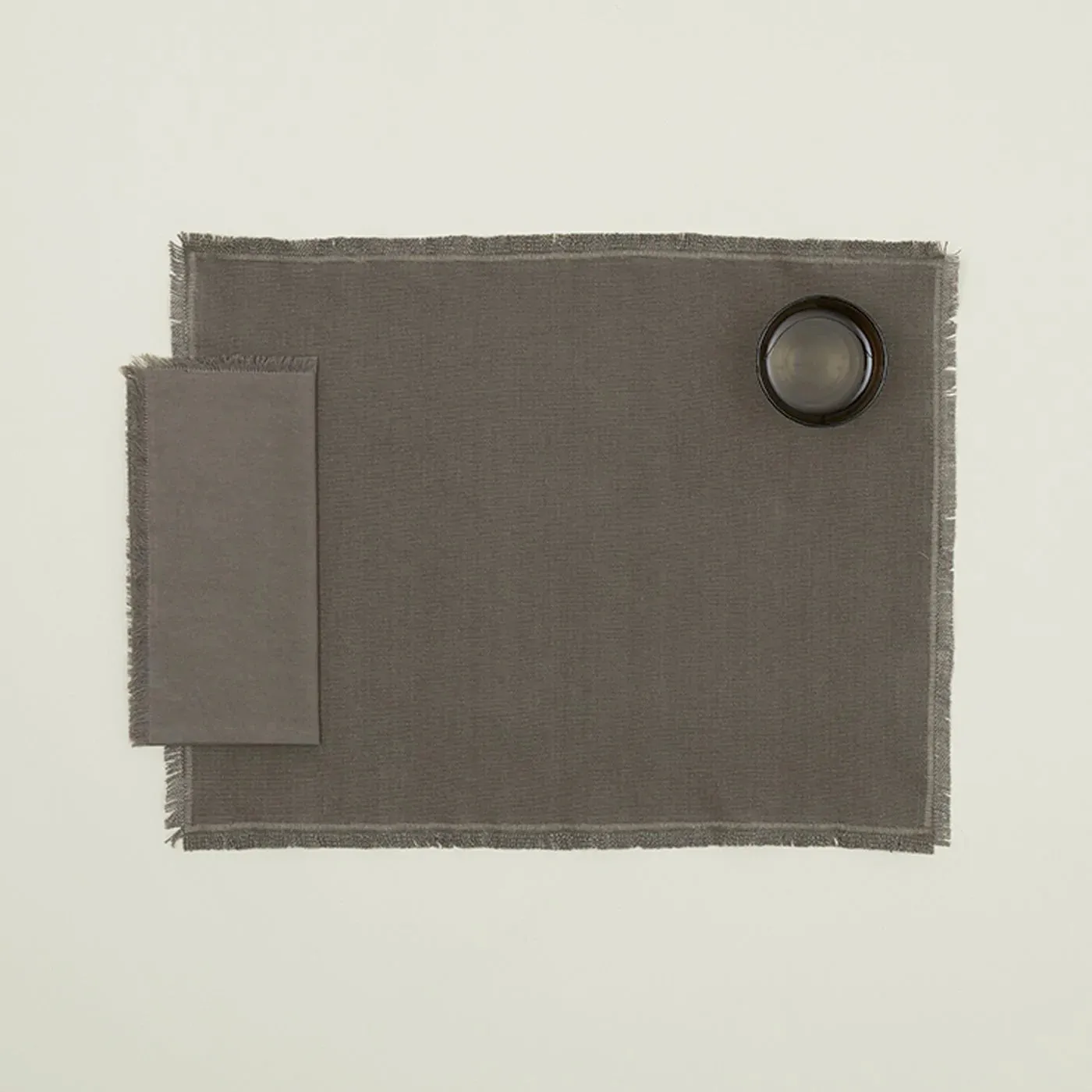 Essential Cotton Placemats Set of 4 (Dark Grey)